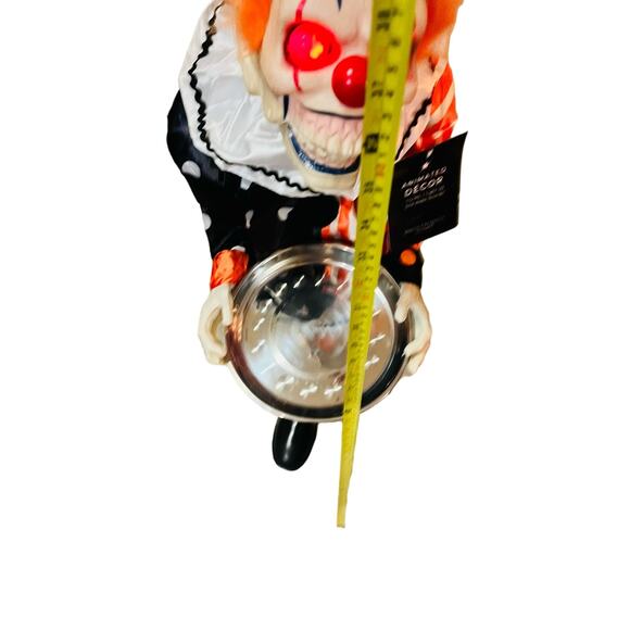 Halloween Clown eyes light up Red .A Candy a day keeps the Clown away - Picture 2 of 6
